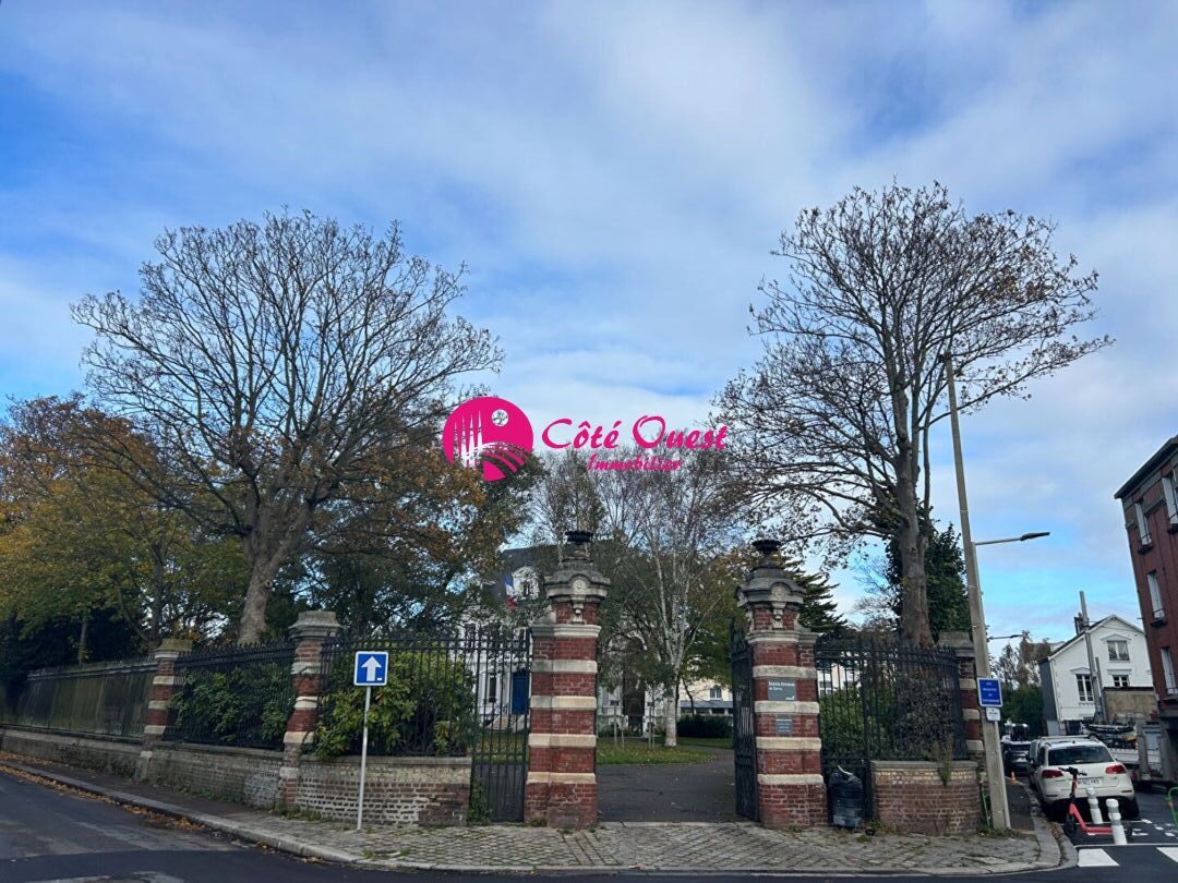 IMMEUBLE  LE HAVRE SANVIC MAIRIE